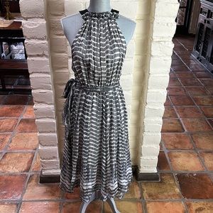 Rarely Worn L’AGENCE SILK MIDI DRESS in White/Black size 4